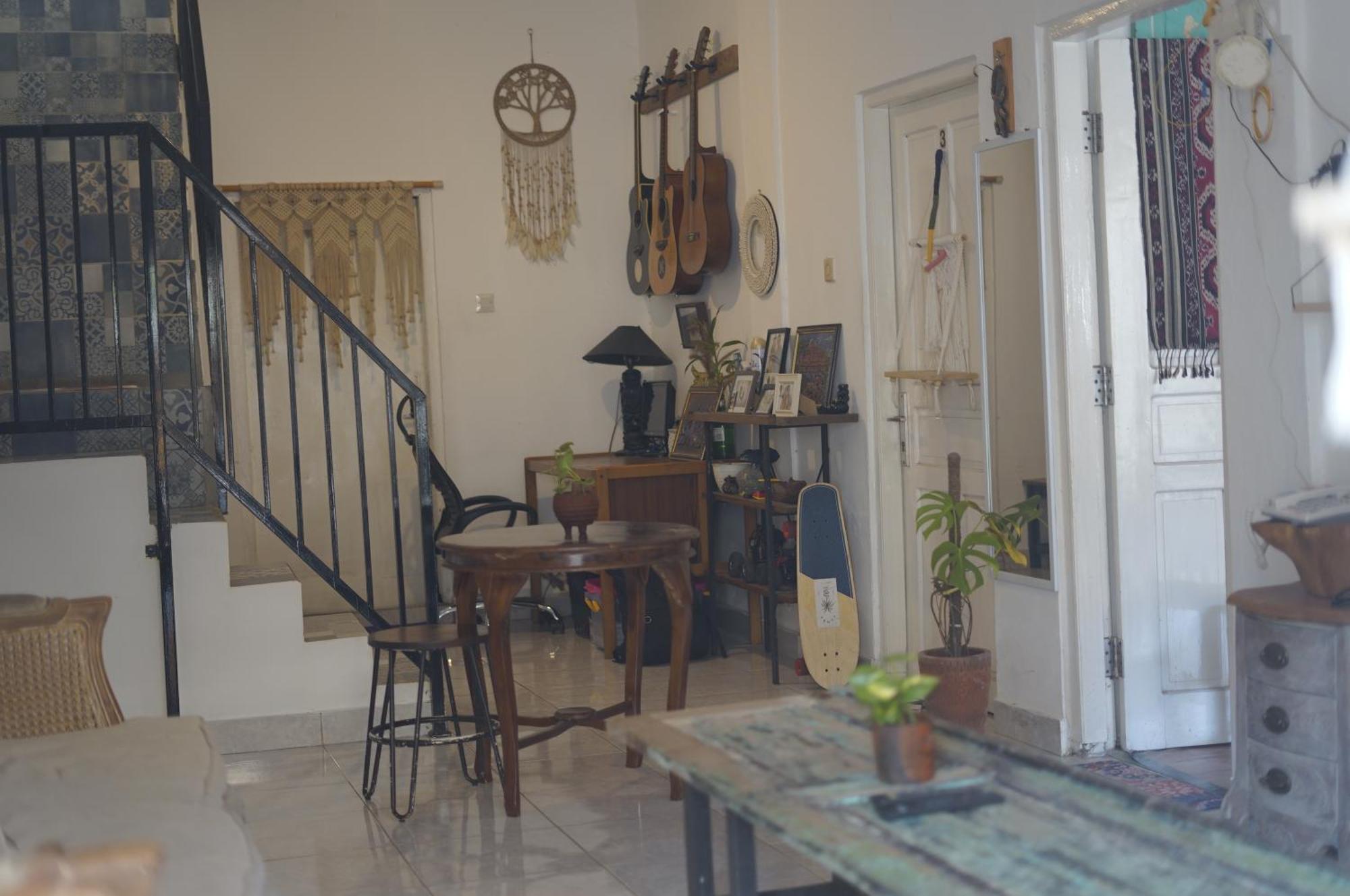 Oke Baik Hostel Джокьякарта Номер фото