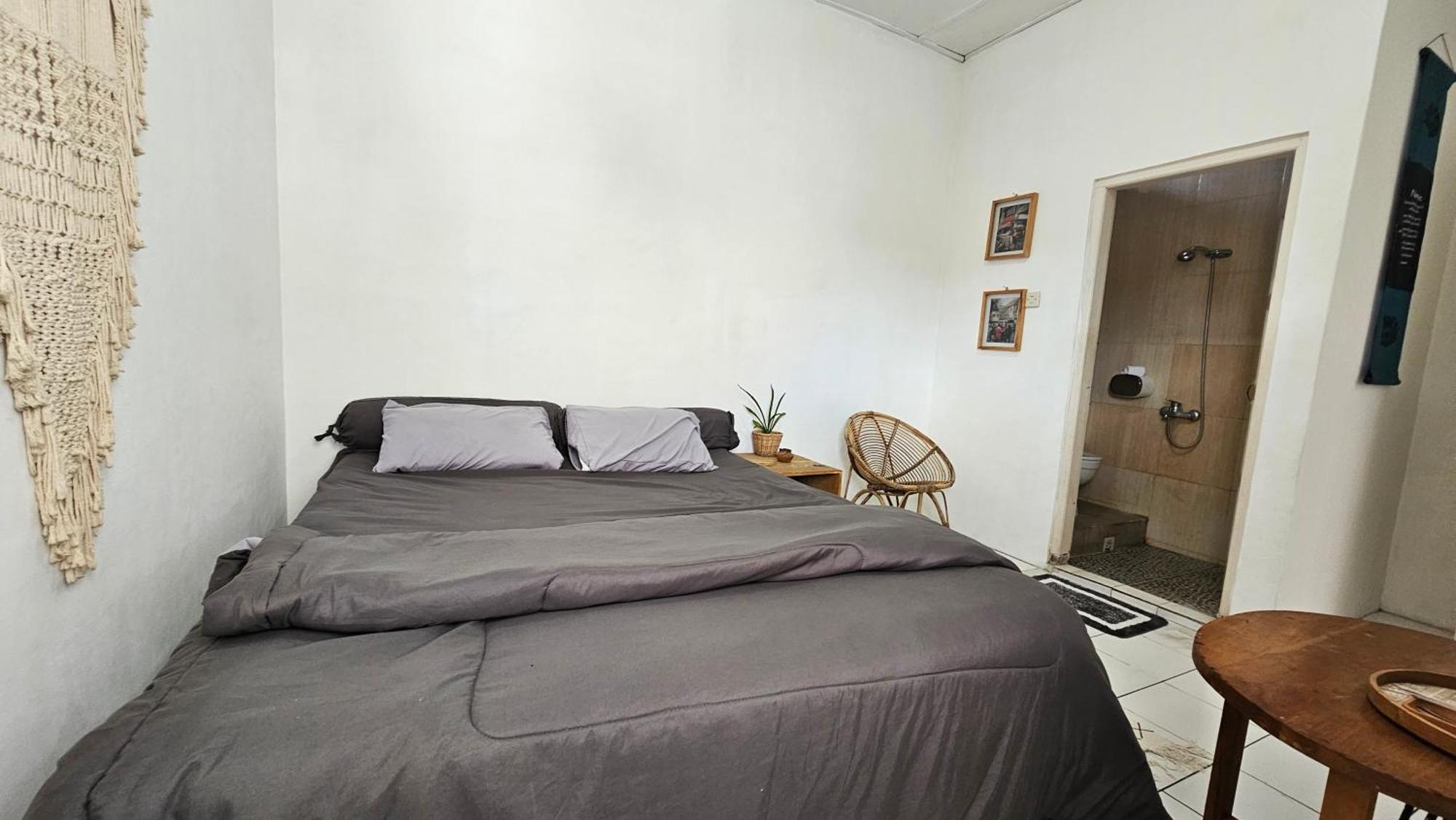 Oke Baik Hostel Джокьякарта Экстерьер фото